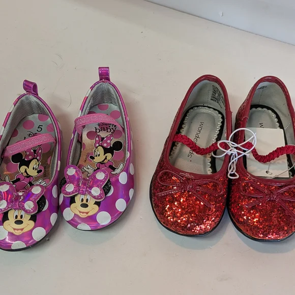 Disney Minnie Mouse Pink Shoes - Picture 1 of 9